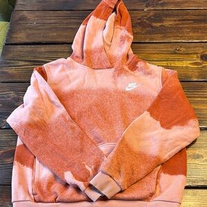 Nike Coral and Peach Hoodie